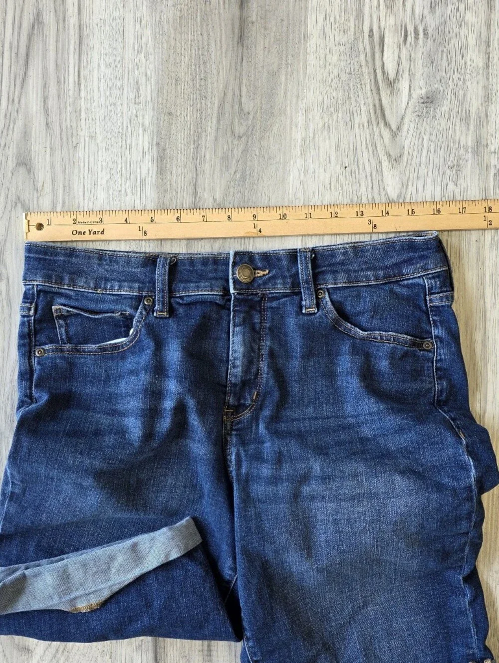 St. John’s Bay Women’s Bermuda Denim Shorts Size 10 Cuffed